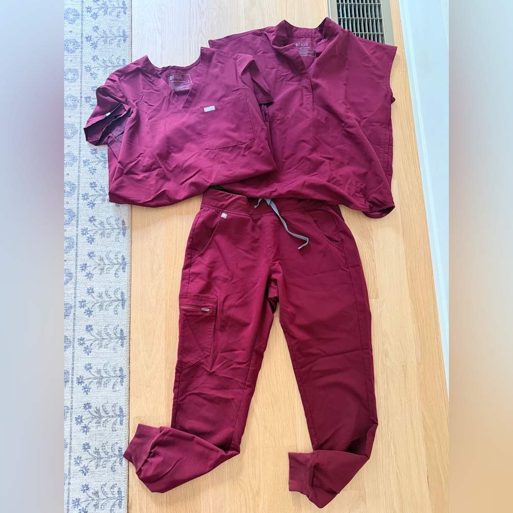 FIGS set, two tops